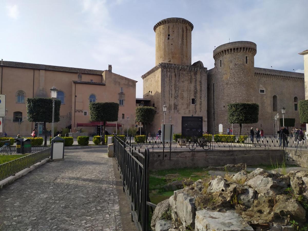 شقة Casa Flora Fondi Centro Storico المظهر الخارجي الصورة